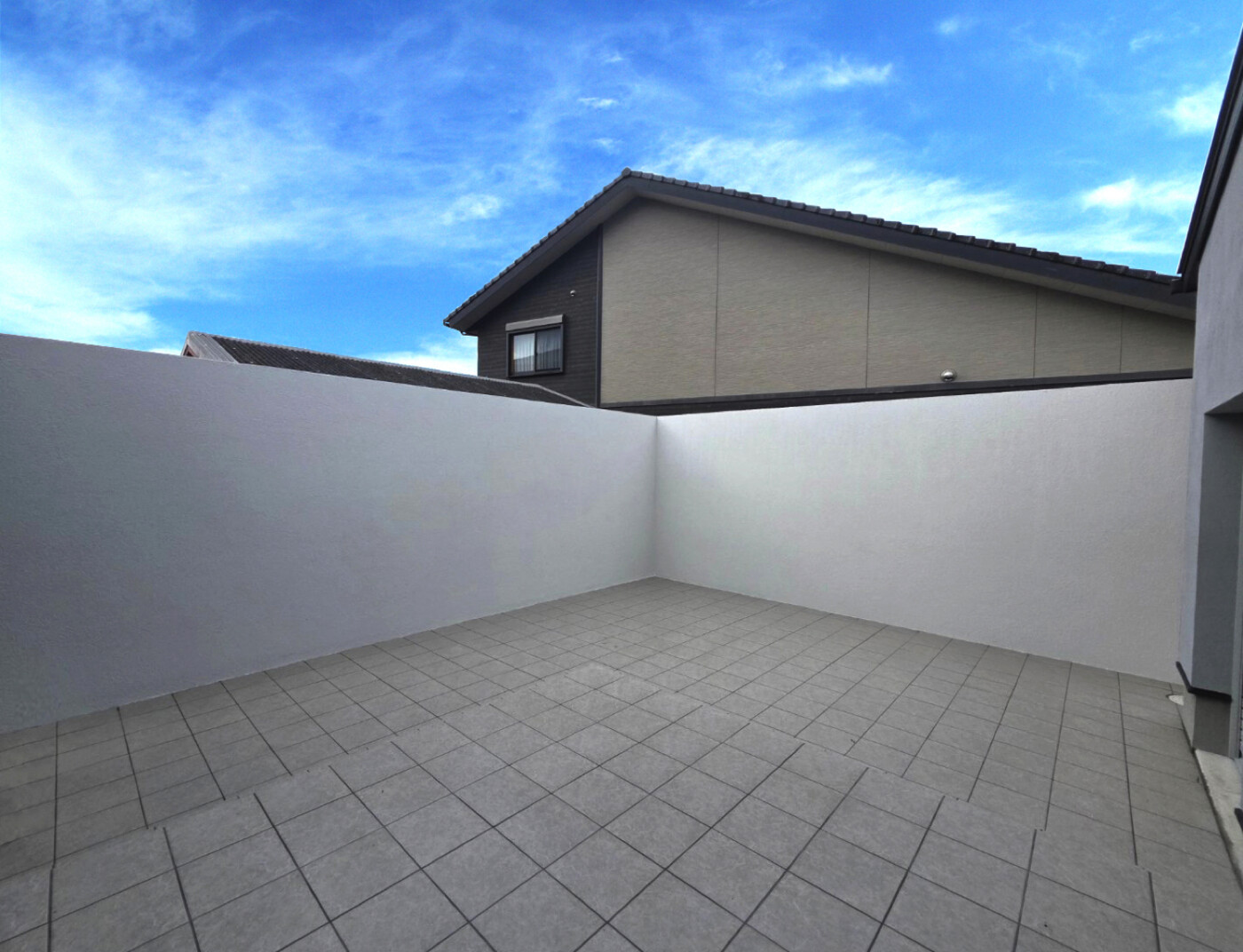 宮崎県 コゾノハウジング株式会社 グランドアートウォール施工イメージ16351_04