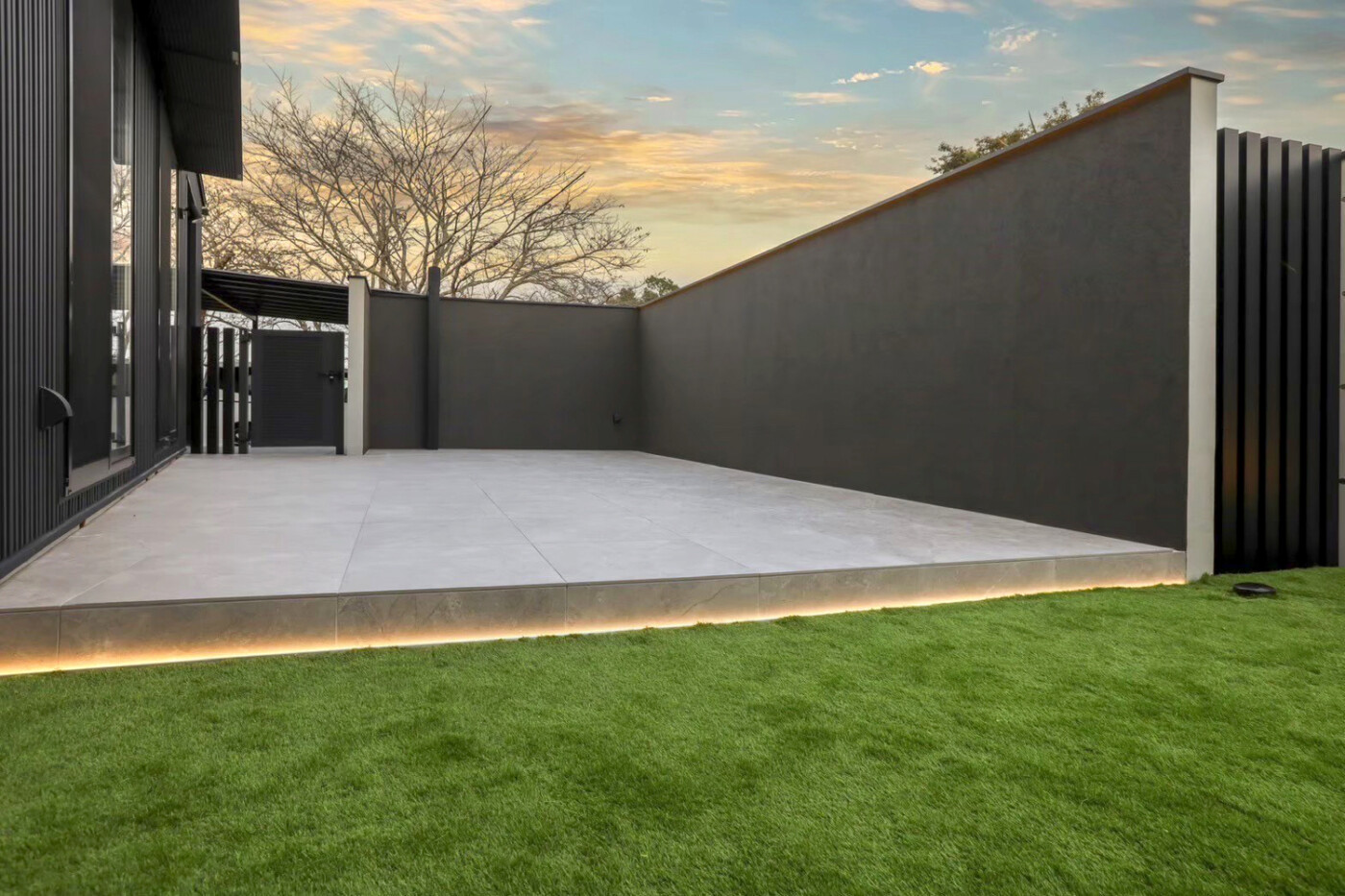 岐阜県 株式会社 MGM グランドアートウォール施工イメージ16792_06