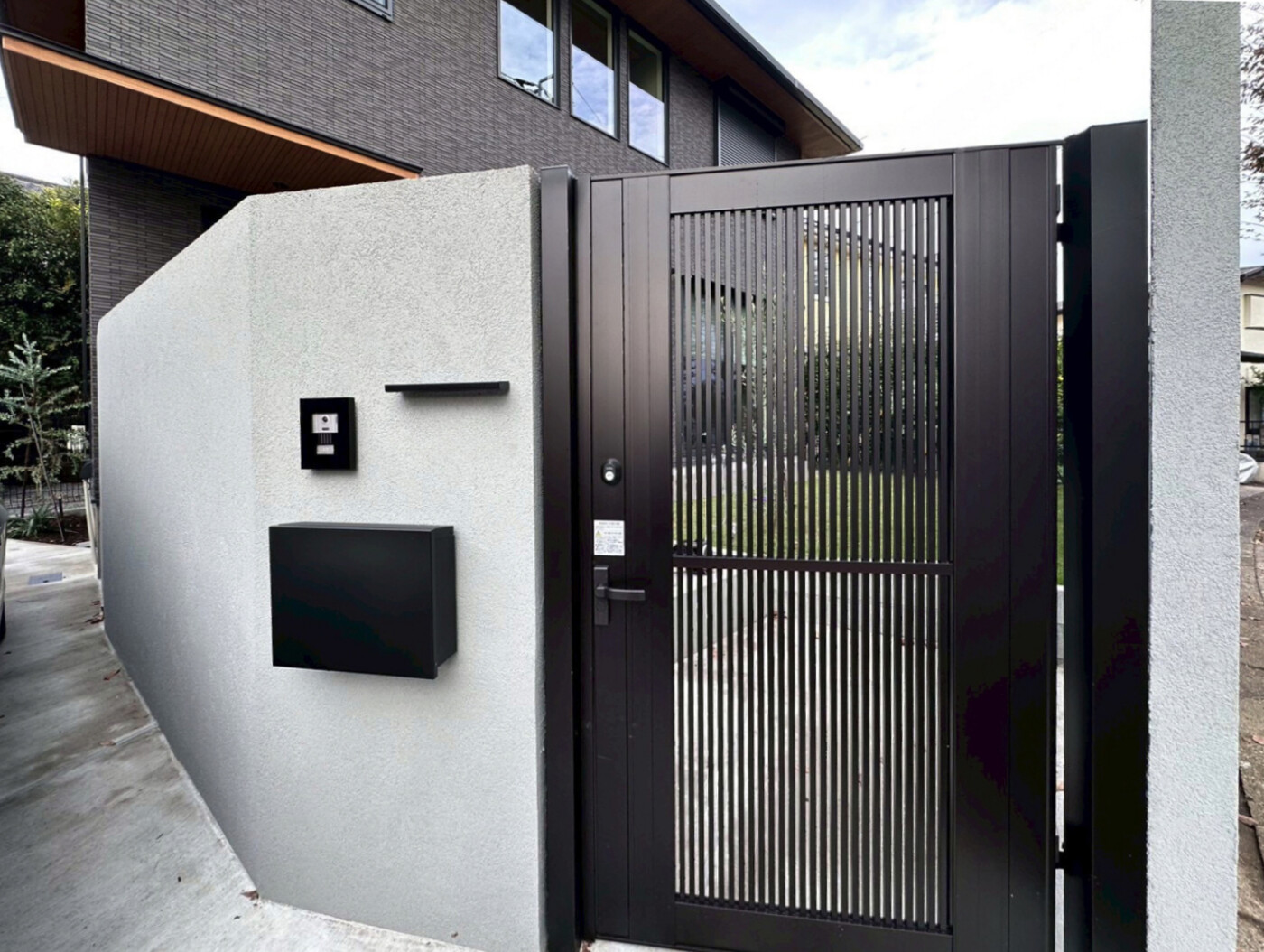 神奈川県 株式会社 琴美建設 グランドアートウォール施工イメージ17100_02